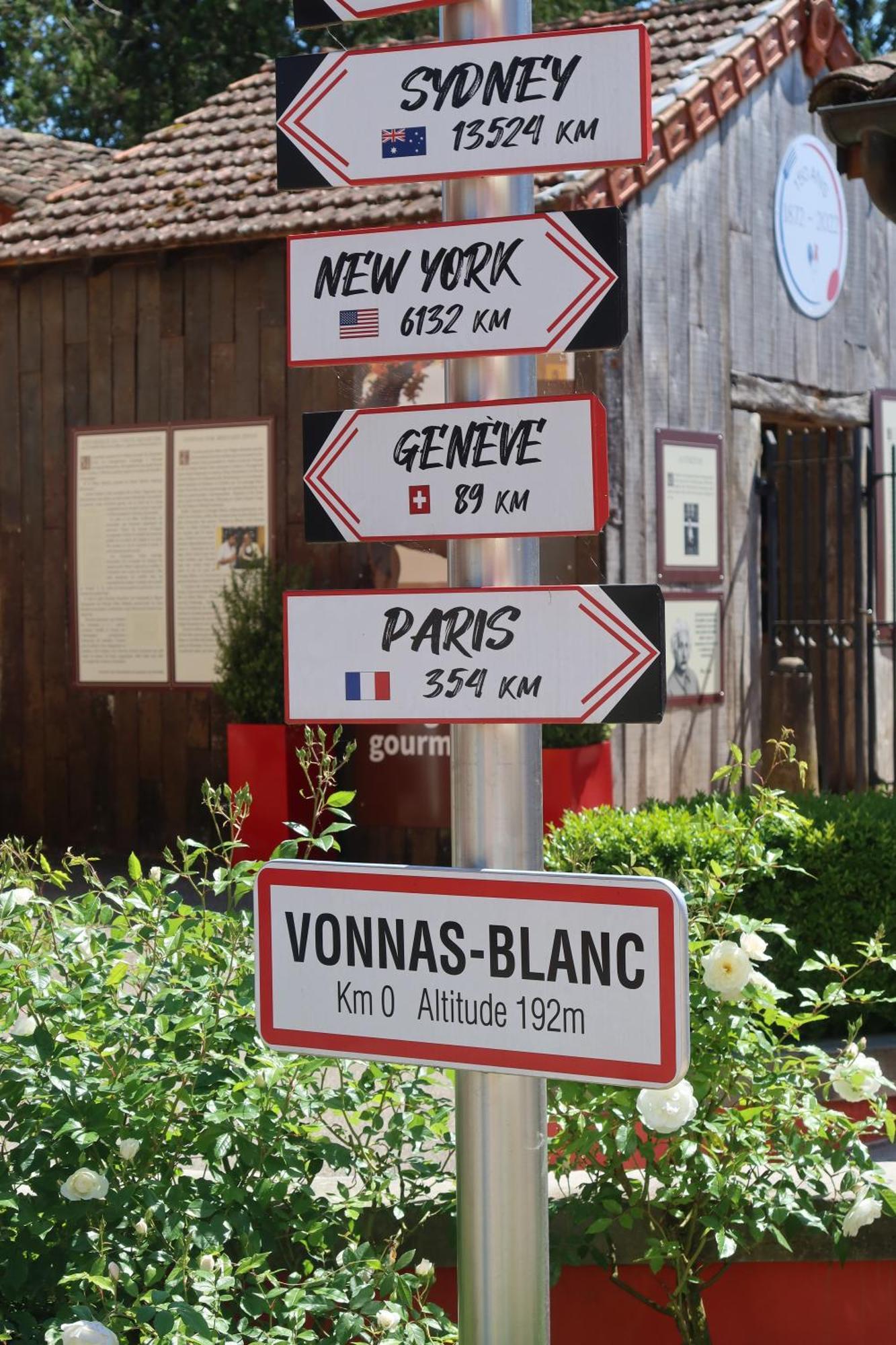 La Petite Parenthese Bed & Breakfast Chaveyriat Bagian luar foto